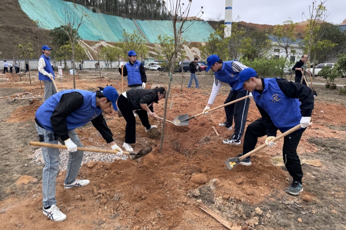 1741918214605060461.jpg 25年植树活动 (4)_副本.jpg