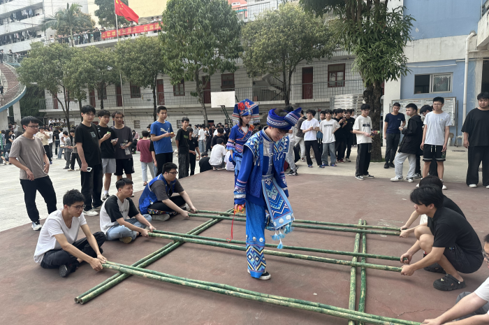 1743133046193008196.png 11竹竿舞 (2)_副本.png